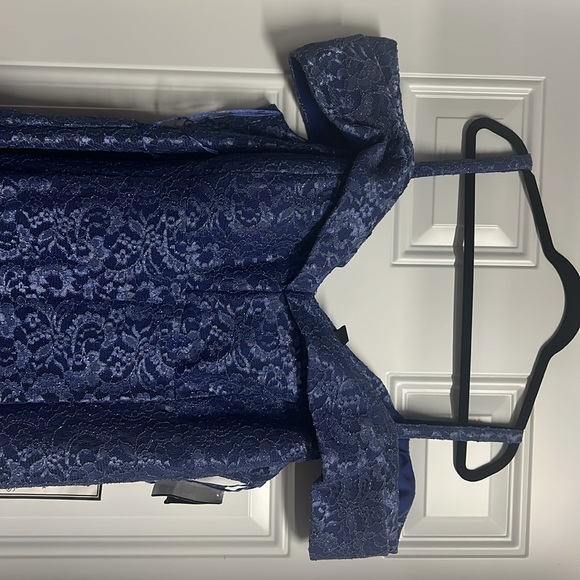 New with tags R & M Richards periwinkle dress - Picture 5 of 8